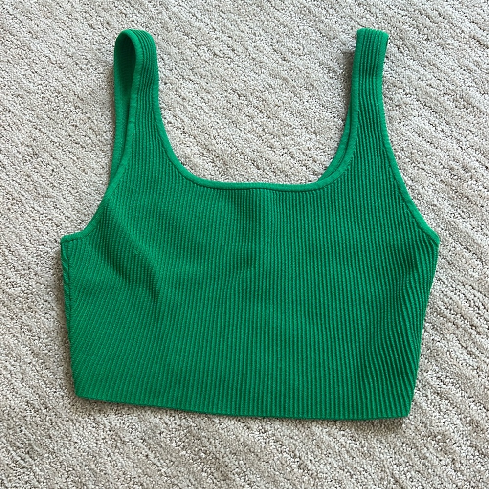 Aritzia tank